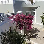 Atlas Pensión Karterados (Santorini)