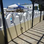 Pensionat Atlas Karterados (Santorini)