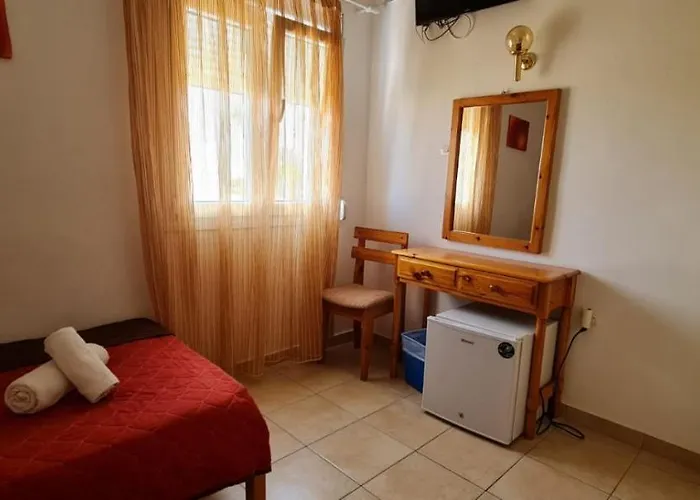 Atlas 3* Karterados (Santorini)